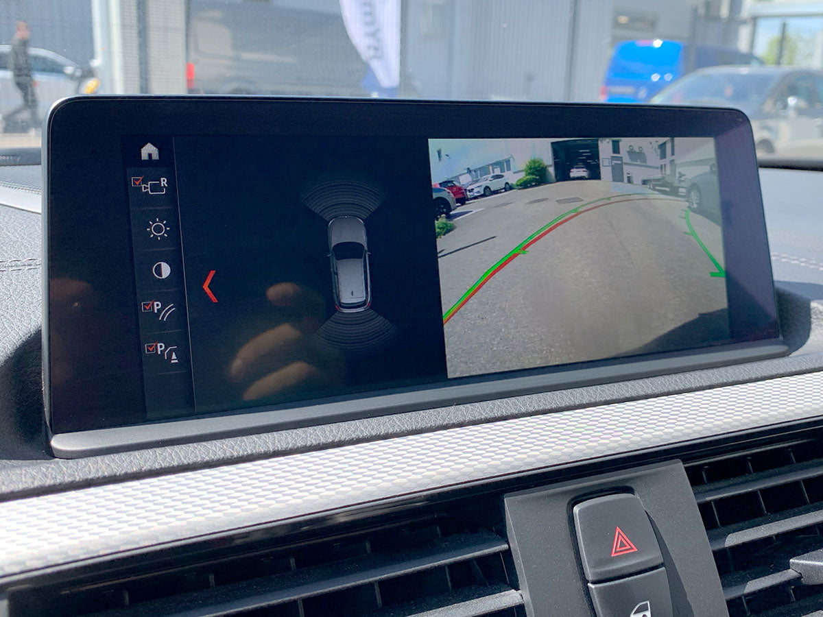 CAMÉRA DE RECUL DYNAMIQUE - BMW - SÉRIE 1 (2011-2017)