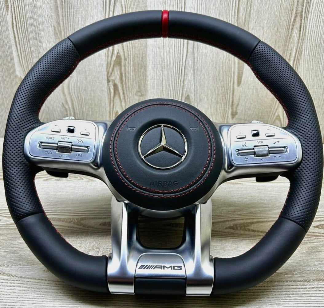VOLANT - AMG MERCEDES AVEC SURPIQÛRES ROUGES – CLASSE A, CLA, GLA, C, GLC, GLE & E (2013-2022)
